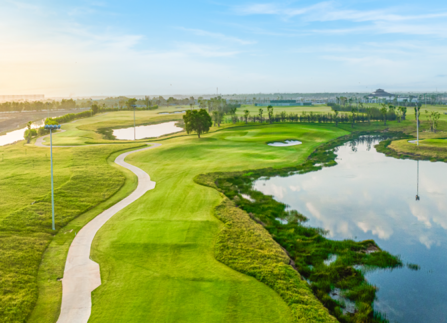 Sân Golf Vinpearl Golf Léman tại Vinhomes Saigon Park Hóc Môn